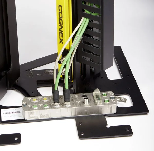 Cognex DataMan 580 物流分揀旗艦讀碼器 應用於汽車零件物流